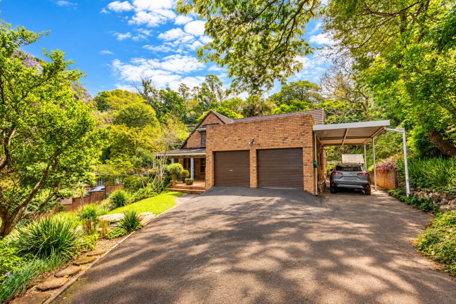 4 Bedroom Property for Sale in Kloof KwaZulu-Natal
