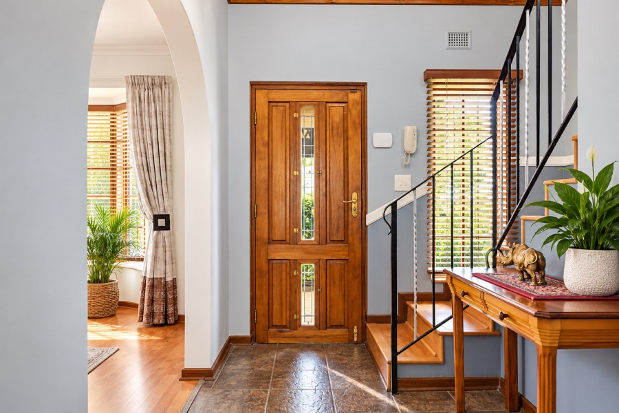 4 Bedroom Property for Sale in Kloof KwaZulu-Natal