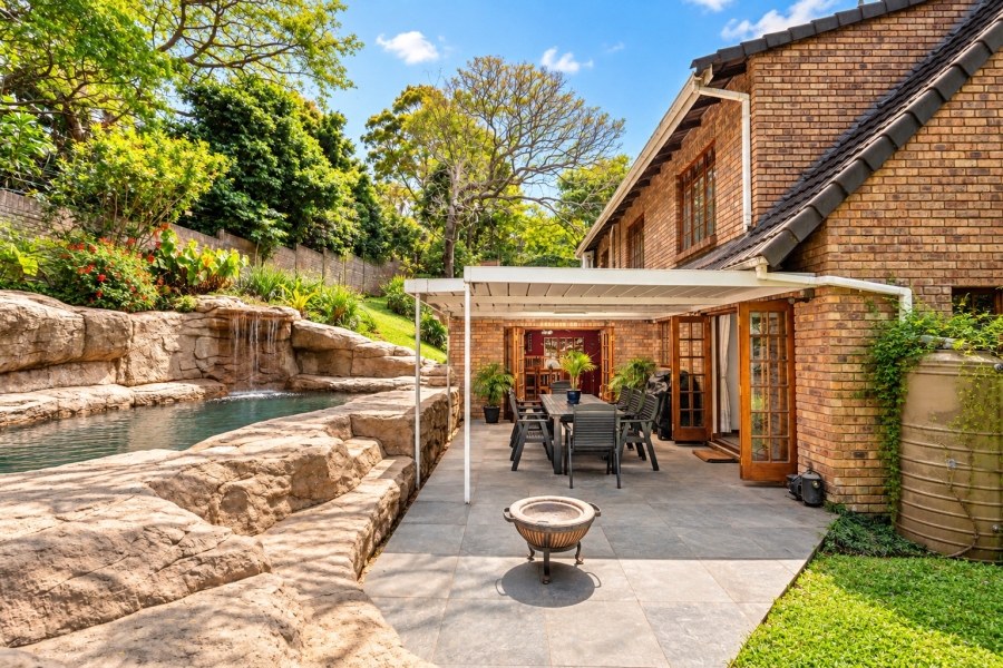 4 Bedroom Property for Sale in Kloof KwaZulu-Natal