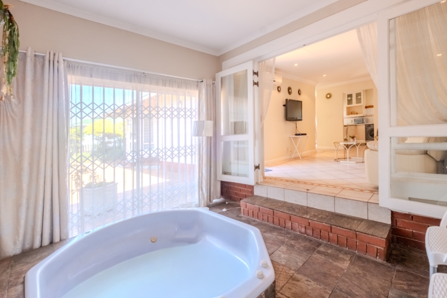 3 Bedroom Property for Sale in Somerset Park KwaZulu-Natal