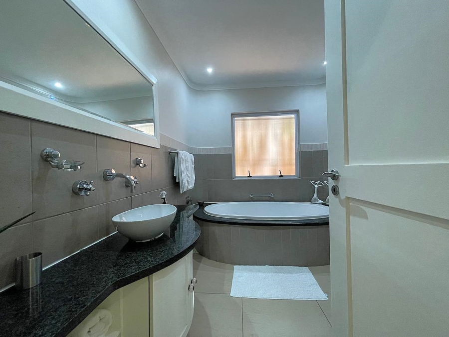 4 Bedroom Property for Sale in Simbithi Eco Estate KwaZulu-Natal