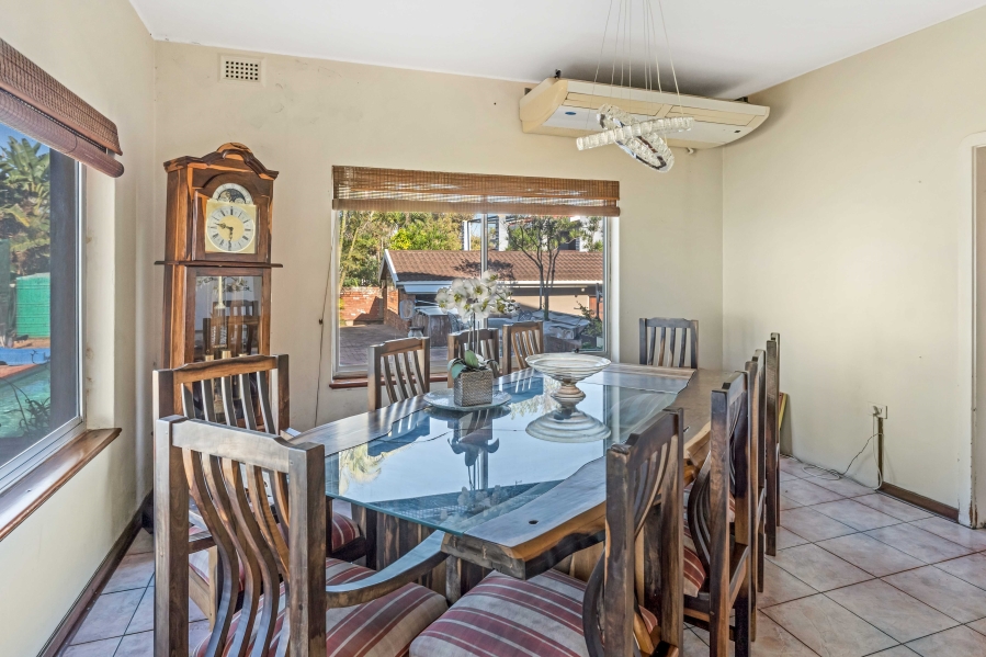 6 Bedroom Property for Sale in Athlone Park KwaZulu-Natal
