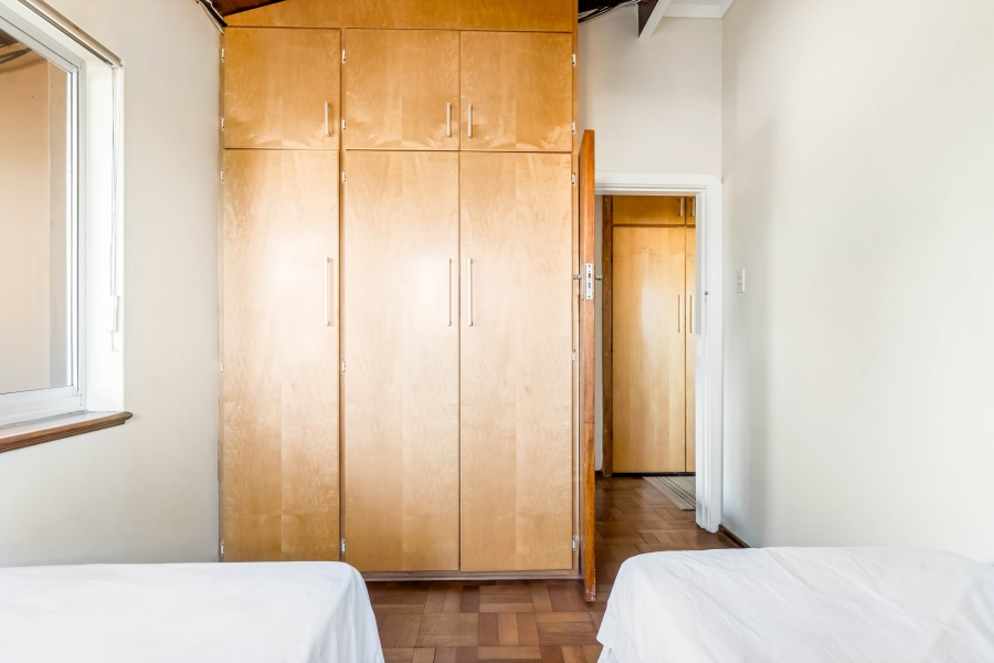 6 Bedroom Property for Sale in Athlone Park KwaZulu-Natal