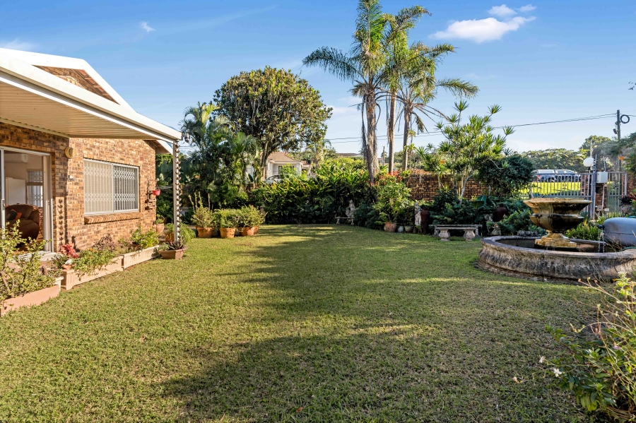 6 Bedroom Property for Sale in Athlone Park KwaZulu-Natal