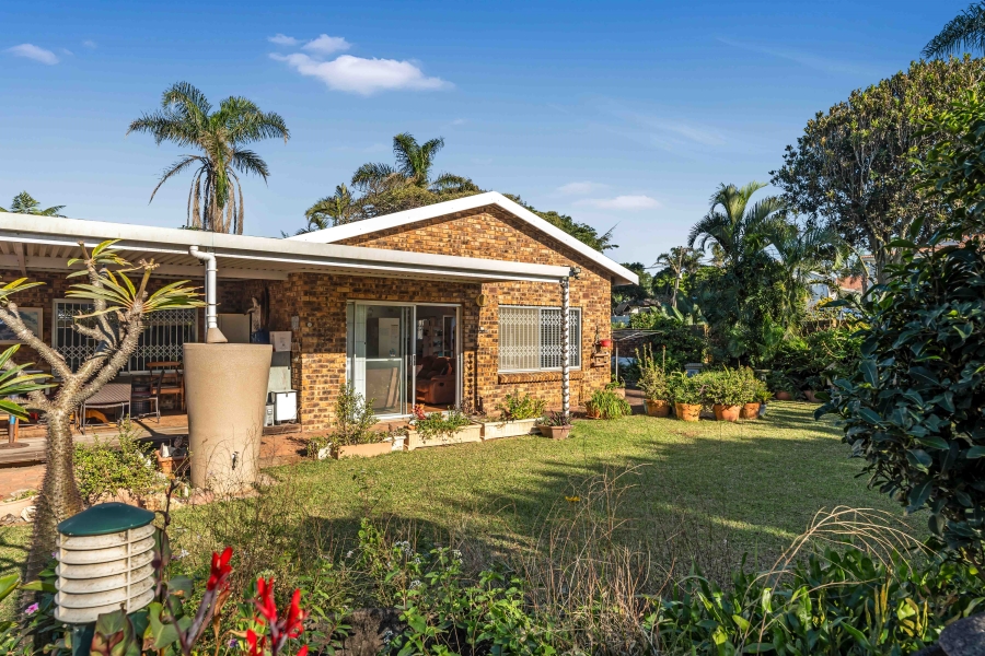 6 Bedroom Property for Sale in Athlone Park KwaZulu-Natal