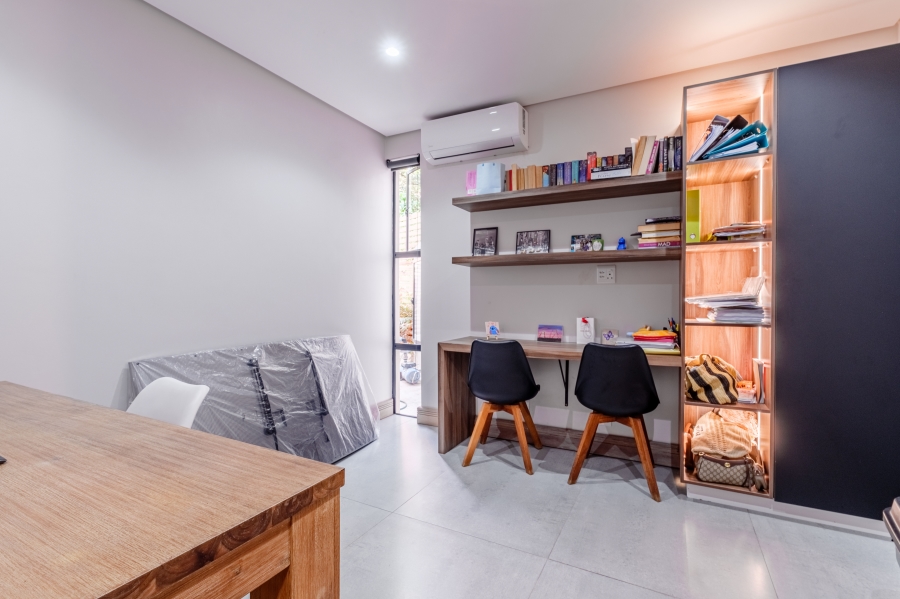 5 Bedroom Property for Sale in Simbithi Eco Estate KwaZulu-Natal