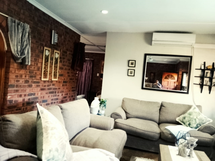 3 Bedroom Property for Sale in Mandeni KwaZulu-Natal