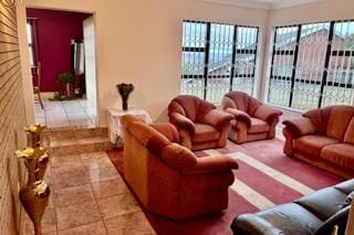 4 Bedroom Property for Sale in Orient Heights KwaZulu-Natal