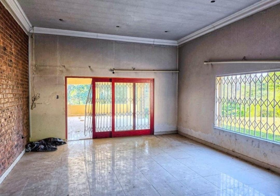7 Bedroom Property for Sale in Blackridge KwaZulu-Natal