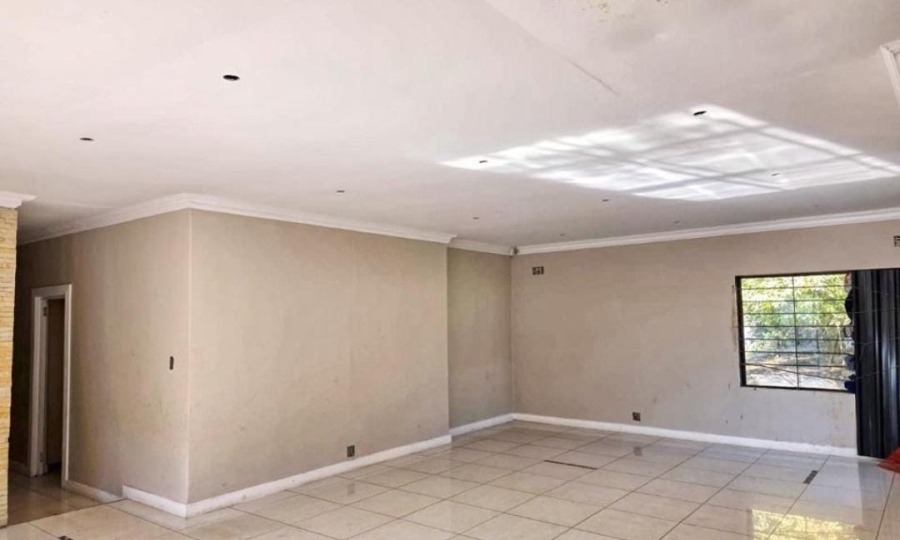 7 Bedroom Property for Sale in Blackridge KwaZulu-Natal