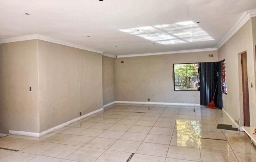 7 Bedroom Property for Sale in Blackridge KwaZulu-Natal