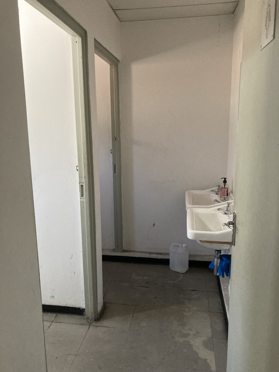 To Let Commercial Property for Rent in New Germany KwaZulu-Natal