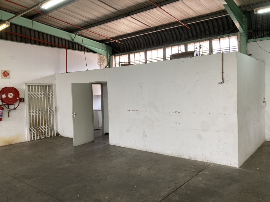 To Let Commercial Property for Rent in New Germany KwaZulu-Natal
