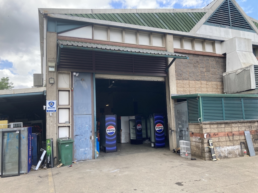To Let Commercial Property for Rent in Westmead KwaZulu-Natal