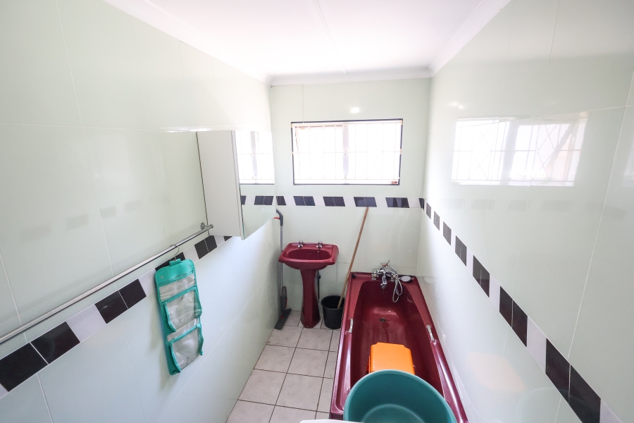 4 Bedroom Property for Sale in Shallcross KwaZulu-Natal