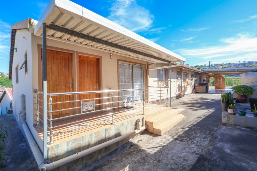 4 Bedroom Property for Sale in Shallcross KwaZulu-Natal