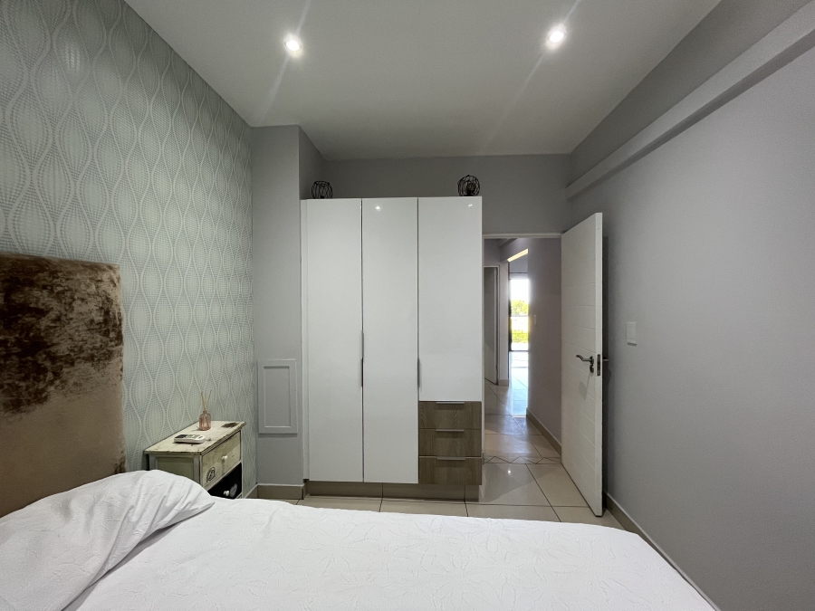 To Let 2 Bedroom Property for Rent in New Town Centre KwaZulu-Natal