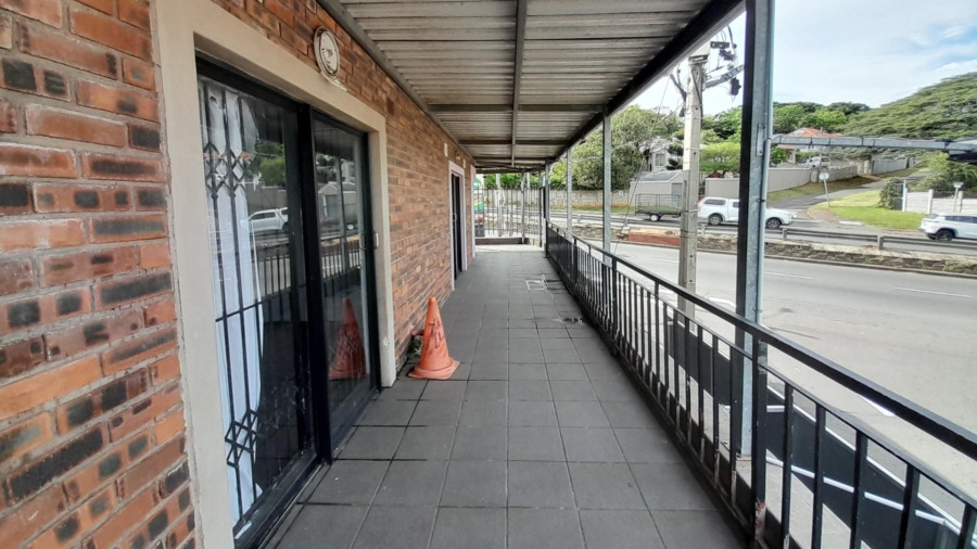 To Let 3 Bedroom Property for Rent in Bluff KwaZulu-Natal