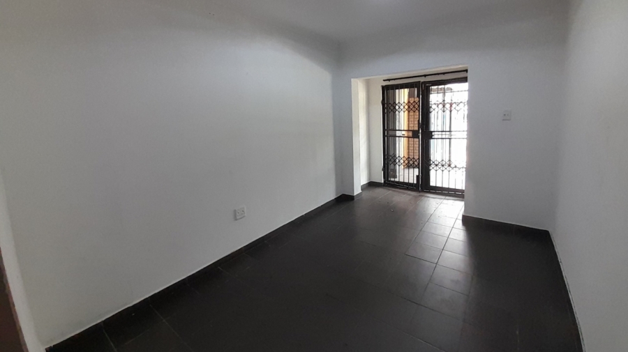To Let 3 Bedroom Property for Rent in Bluff KwaZulu-Natal