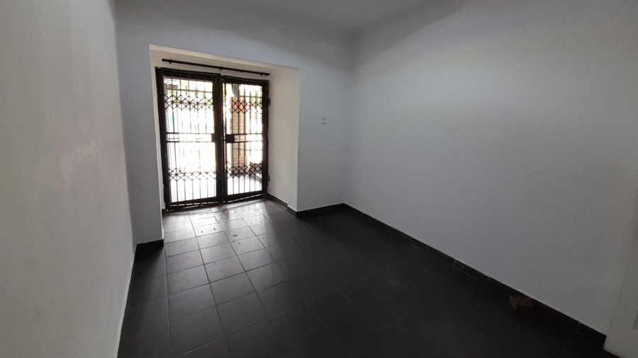 To Let 3 Bedroom Property for Rent in Bluff KwaZulu-Natal