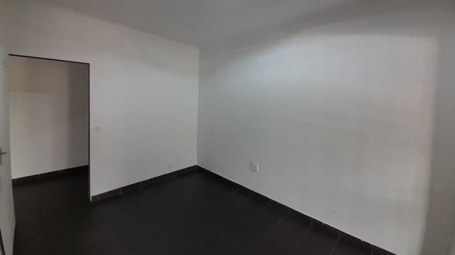 To Let 3 Bedroom Property for Rent in Bluff KwaZulu-Natal