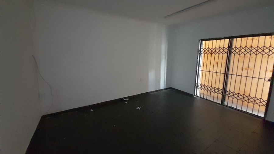 To Let 3 Bedroom Property for Rent in Bluff KwaZulu-Natal