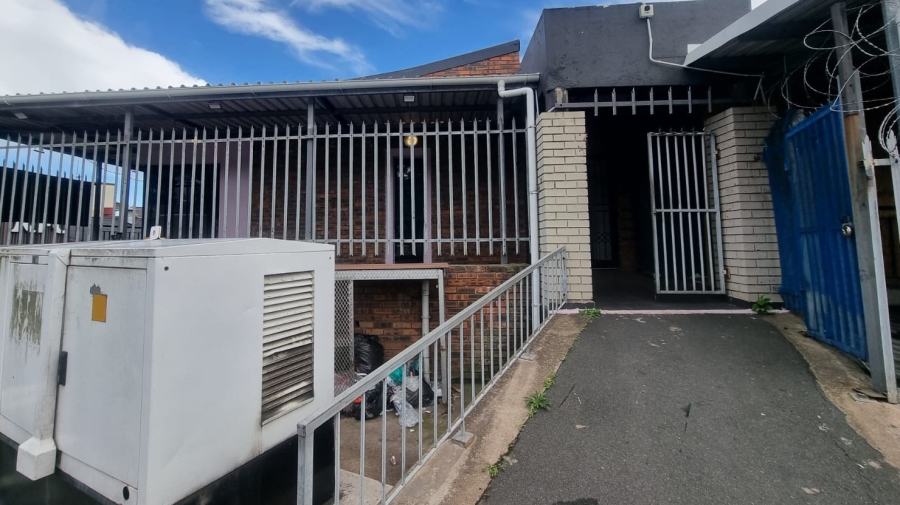 To Let 3 Bedroom Property for Rent in Bluff KwaZulu-Natal
