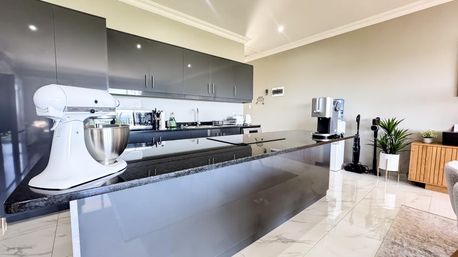 To Let 2 Bedroom Property for Rent in Durban North KwaZulu-Natal