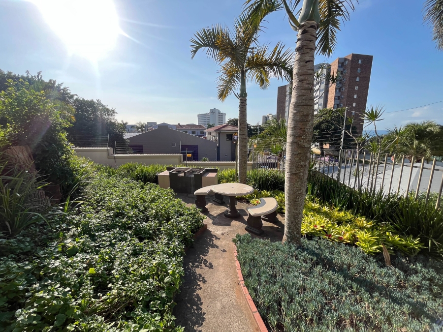 To Let 2 Bedroom Property for Rent in Umhlanga KwaZulu-Natal