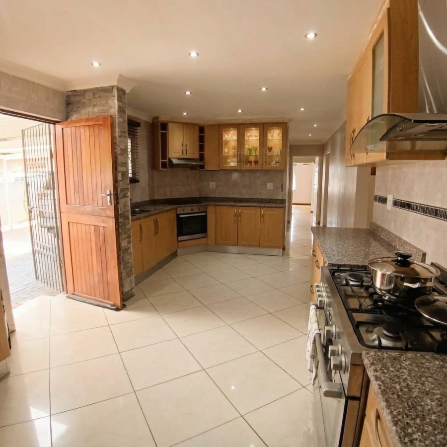 3 Bedroom Property for Sale in Brackenham KwaZulu-Natal