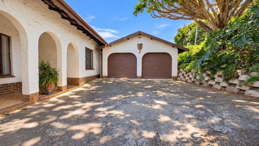 3 Bedroom Property for Sale in Crestholme KwaZulu-Natal