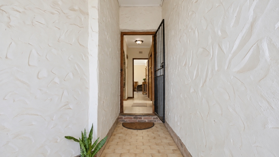 3 Bedroom Property for Sale in Crestholme KwaZulu-Natal