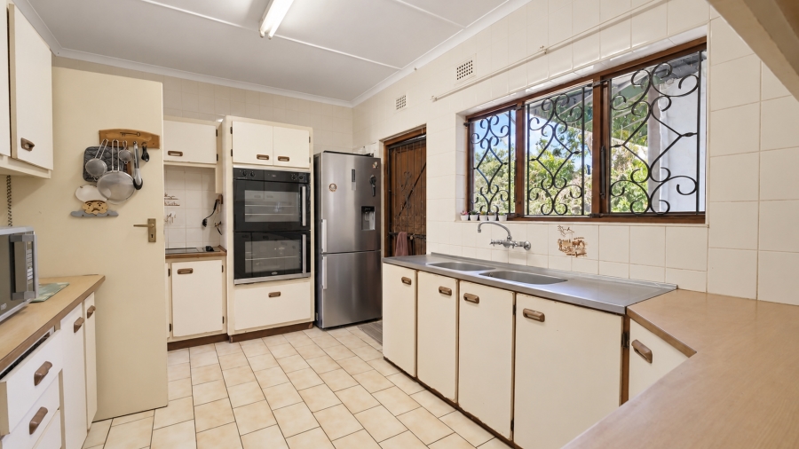3 Bedroom Property for Sale in Crestholme KwaZulu-Natal