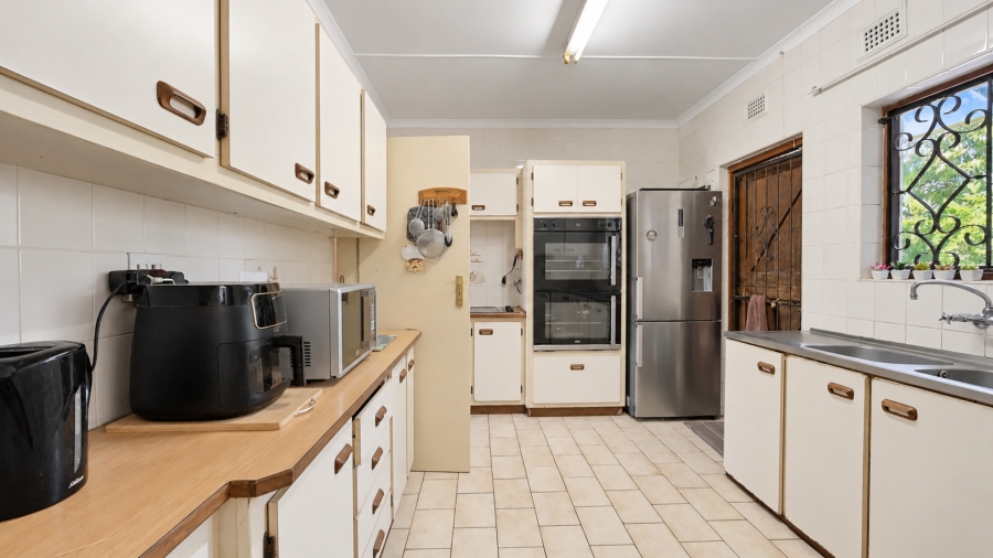 3 Bedroom Property for Sale in Crestholme KwaZulu-Natal