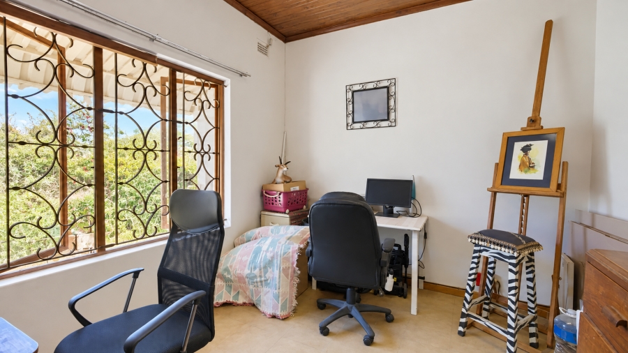3 Bedroom Property for Sale in Crestholme KwaZulu-Natal