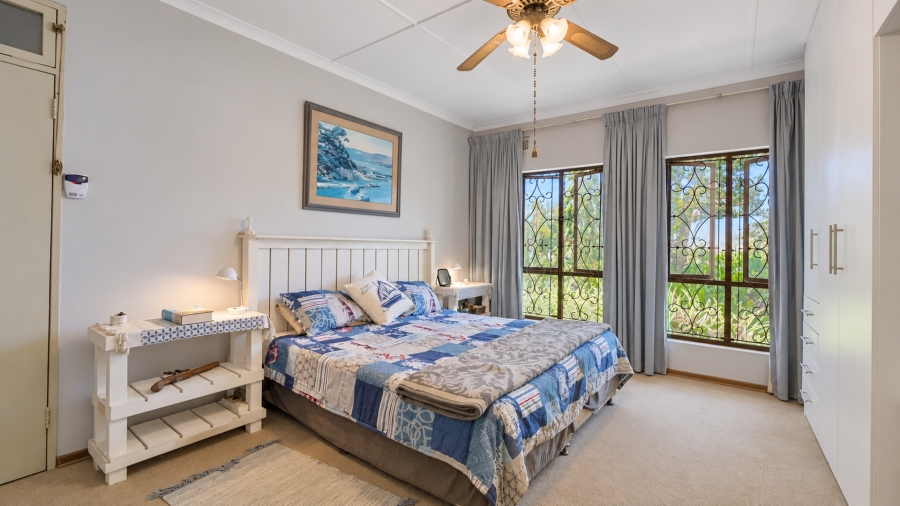 3 Bedroom Property for Sale in Crestholme KwaZulu-Natal