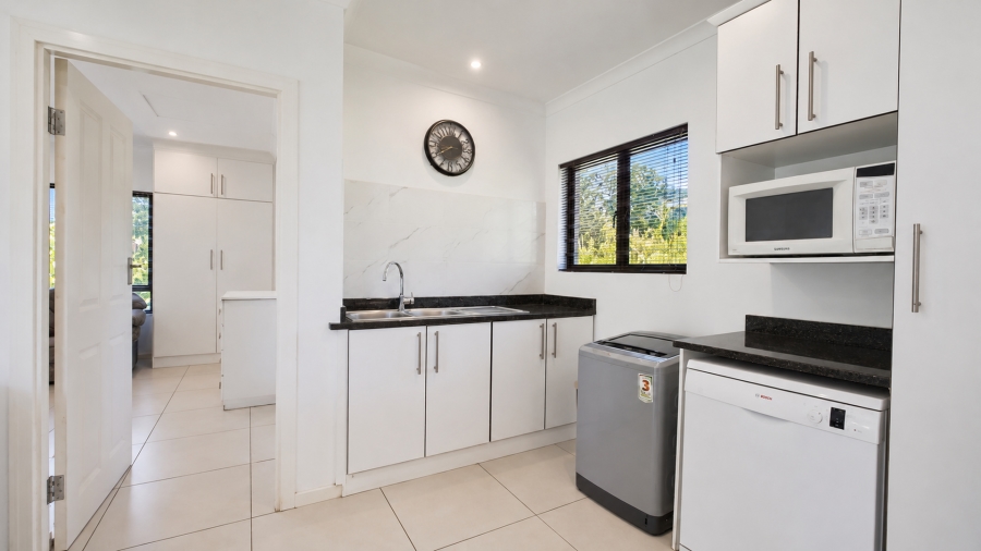 3 Bedroom Property for Sale in Crestholme KwaZulu-Natal