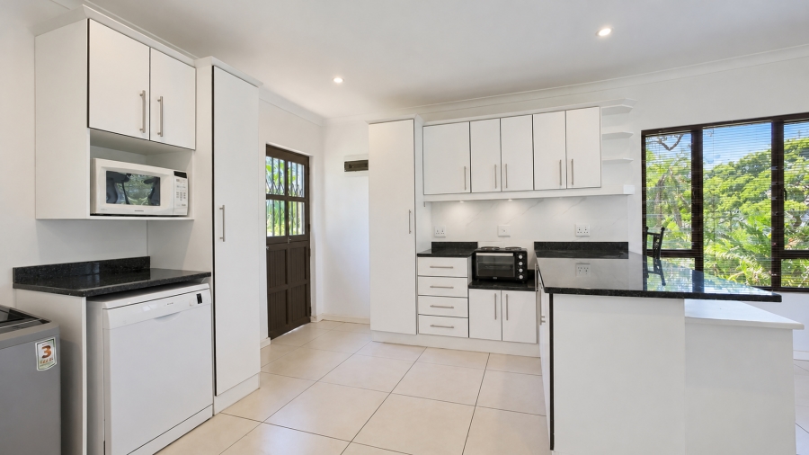 3 Bedroom Property for Sale in Crestholme KwaZulu-Natal