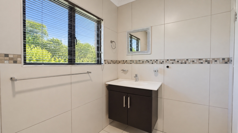 3 Bedroom Property for Sale in Crestholme KwaZulu-Natal