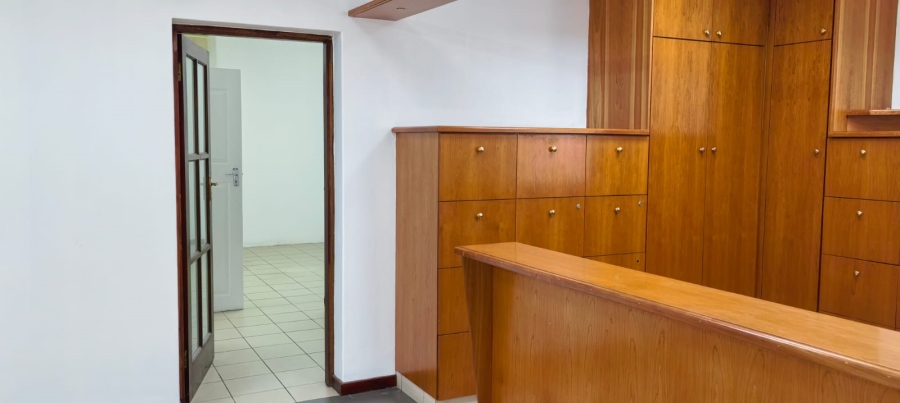 To Let Commercial Property for Rent in Amanzimtoti KwaZulu-Natal