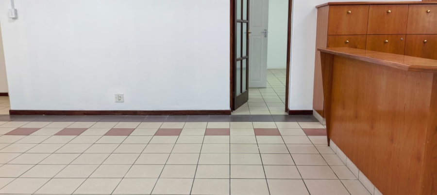 To Let Commercial Property for Rent in Amanzimtoti KwaZulu-Natal