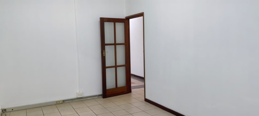 To Let Commercial Property for Rent in Amanzimtoti KwaZulu-Natal