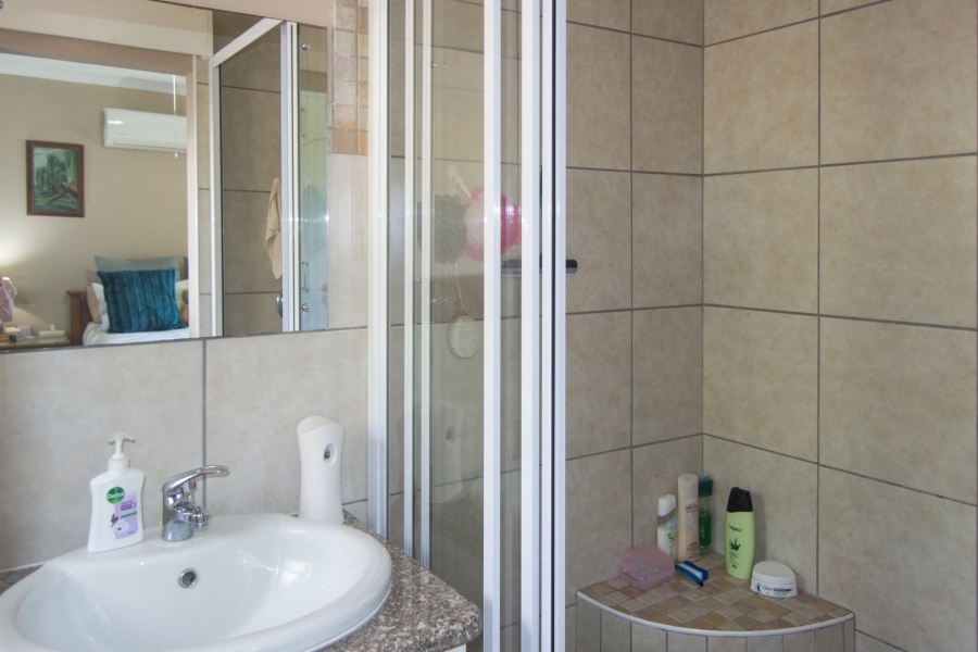 2 Bedroom Property for Sale in Freeland Park KwaZulu-Natal