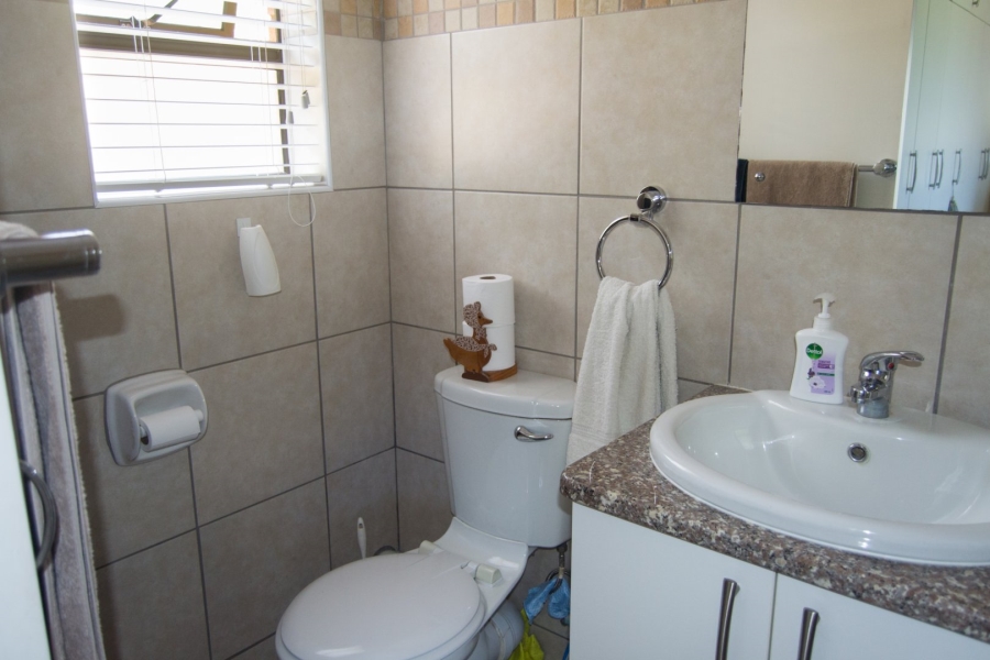 2 Bedroom Property for Sale in Freeland Park KwaZulu-Natal