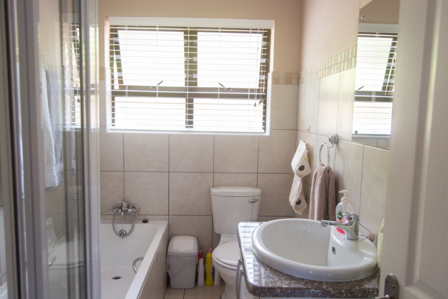 2 Bedroom Property for Sale in Freeland Park KwaZulu-Natal