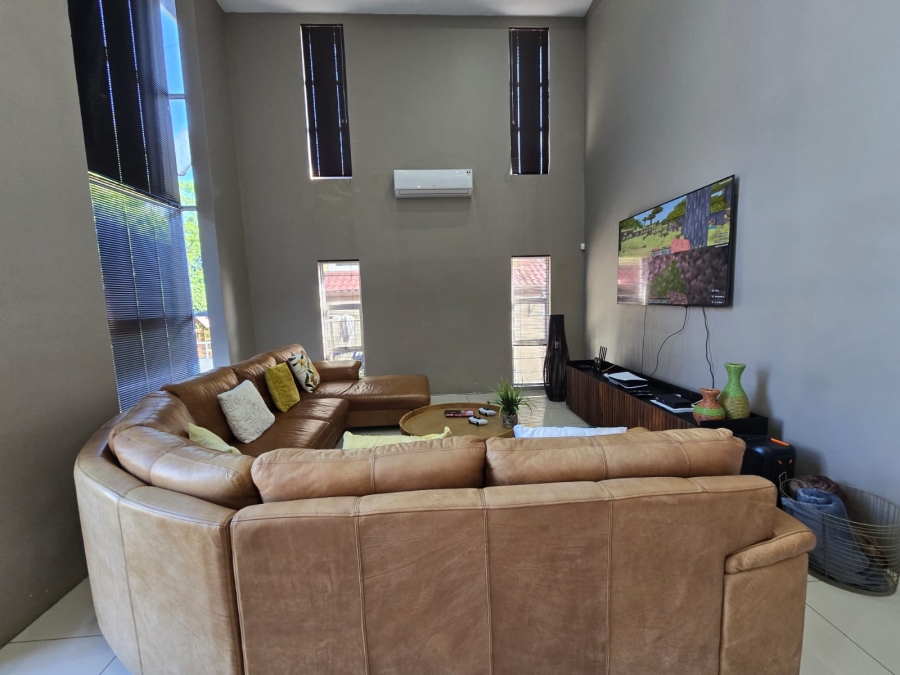 To Let 4 Bedroom Property for Rent in Ballito Central KwaZulu-Natal