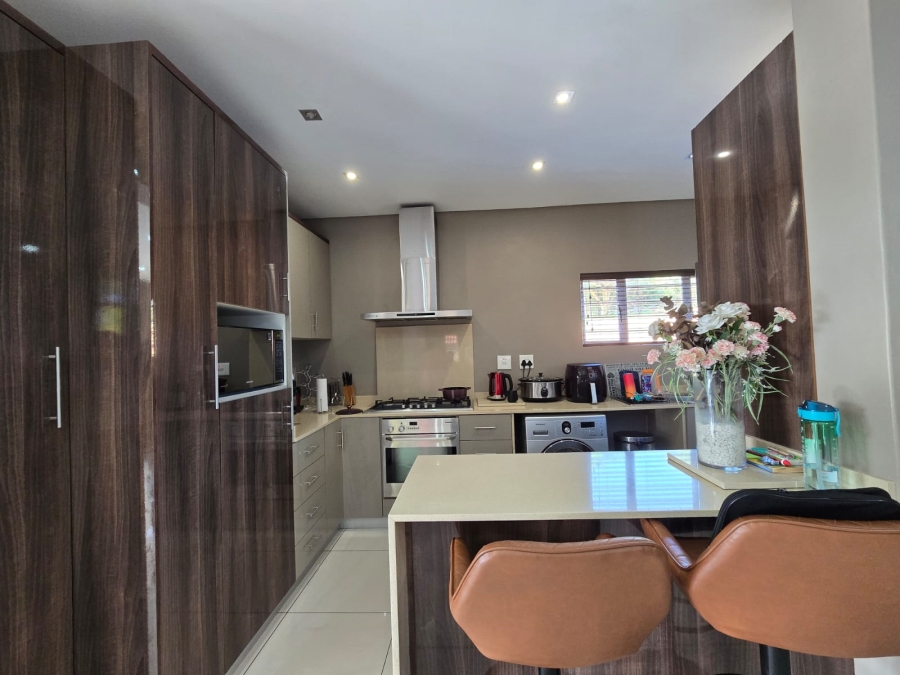 To Let 4 Bedroom Property for Rent in Ballito Central KwaZulu-Natal