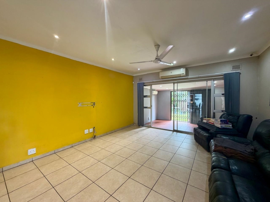 3 Bedroom Property for Sale in Meer En See KwaZulu-Natal