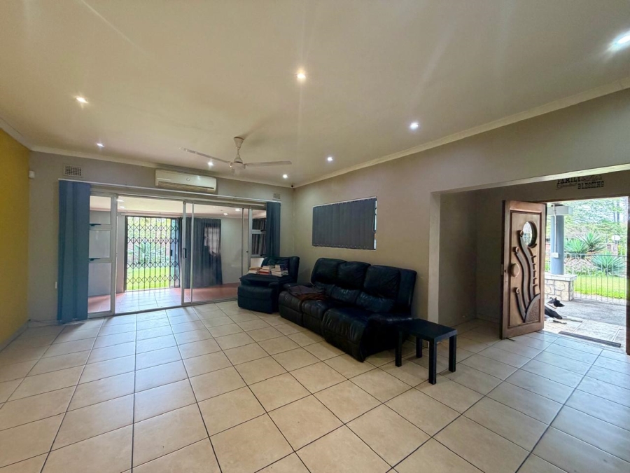 3 Bedroom Property for Sale in Meer En See KwaZulu-Natal