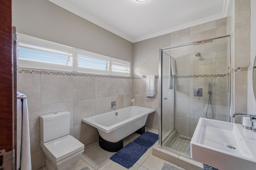 4 Bedroom Property for Sale in Brettenwood Coastal Estate KwaZulu-Natal